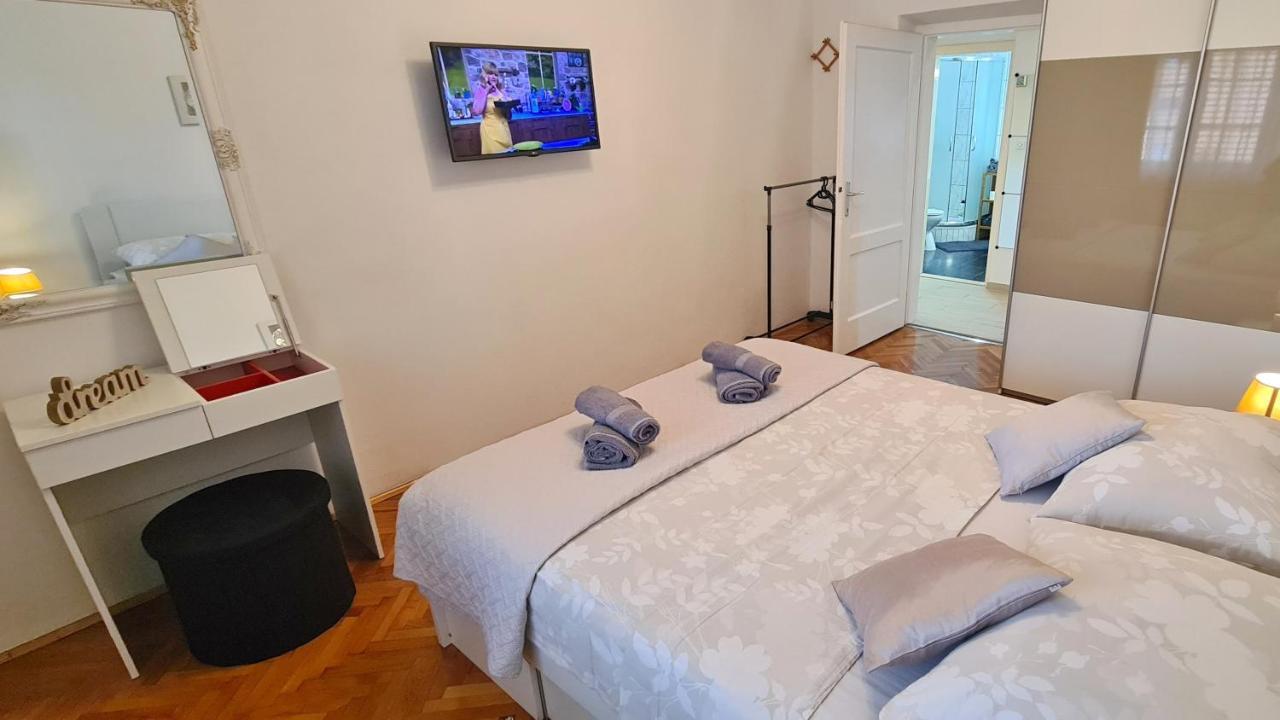 Apartment Sara Poljud